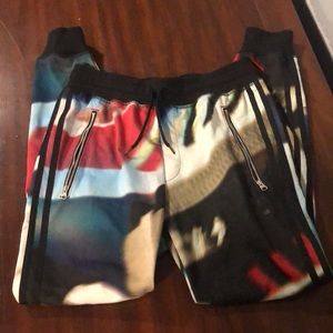 Adidas shoe chaos sweat pant xsmall